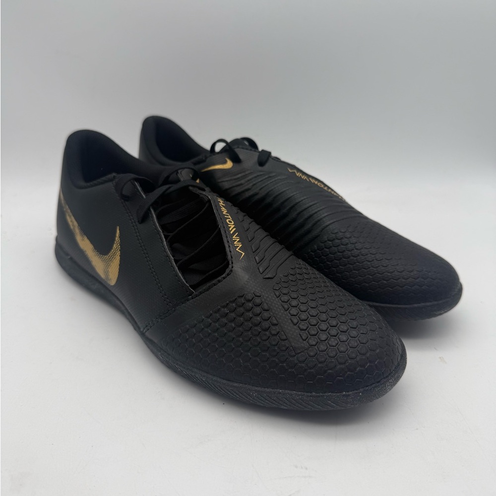 Nike Mens Phantom Venom Club IC AO0578 077 Black Gold Indoor Soccer